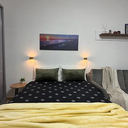 Mire Apartment *